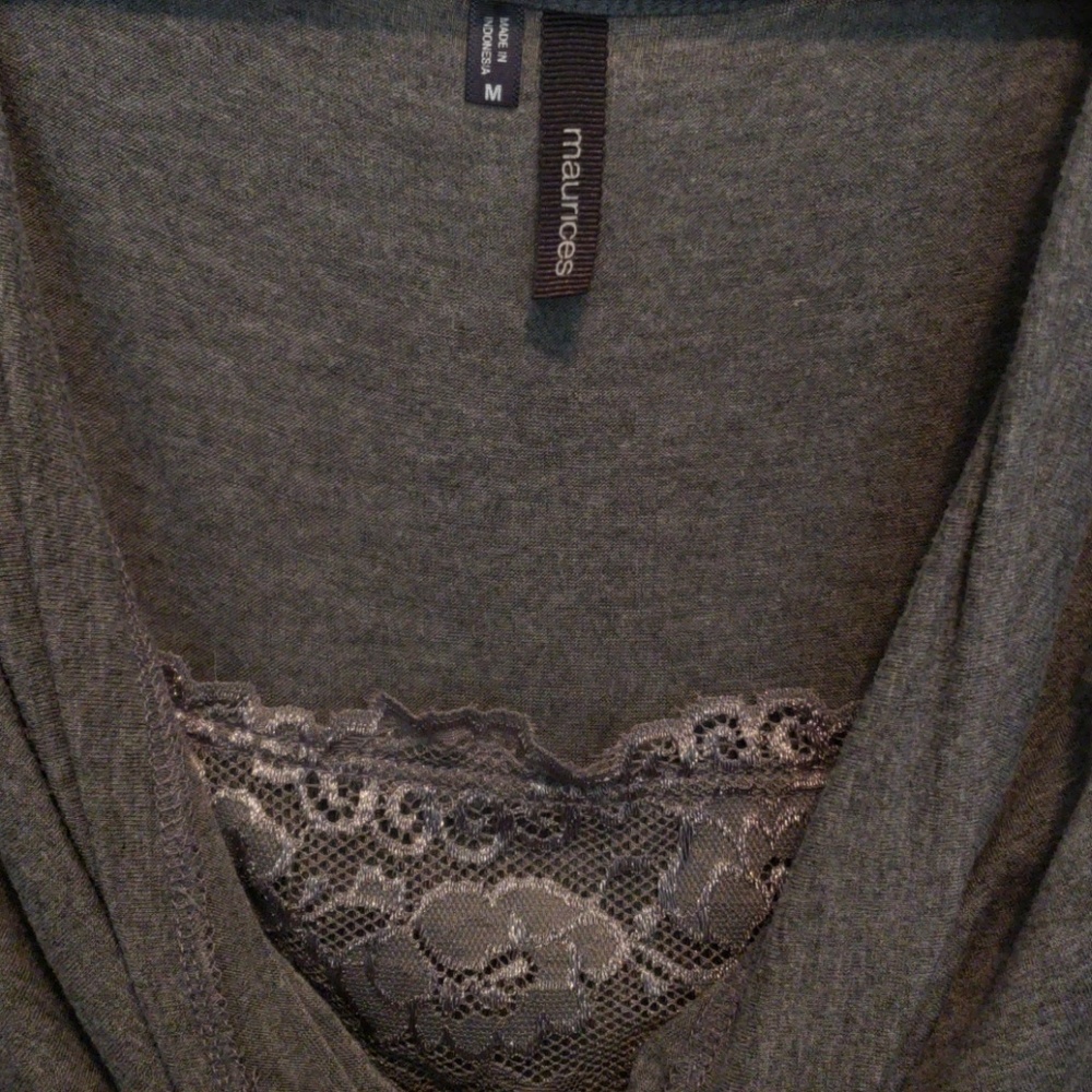 Grey Top - Picture 2 of 2